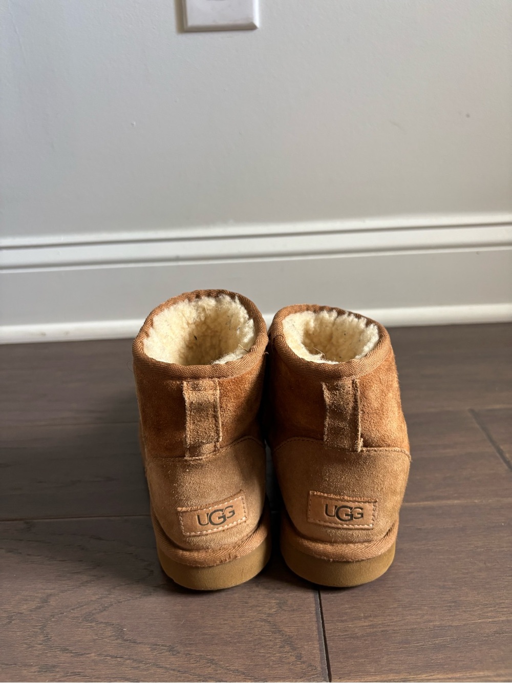 UGG Mini Shearling Ankle Boots - Chestnut Brown